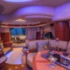 Azimut 68