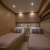 Motor Yacht Guy couach 95