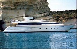 motor-yacht-falcon-100-crewed-charter-greece
