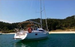 sailing-yacht-monohull-elan-40-impression-charter-greece-Perfomance-sailing-yacht-charter